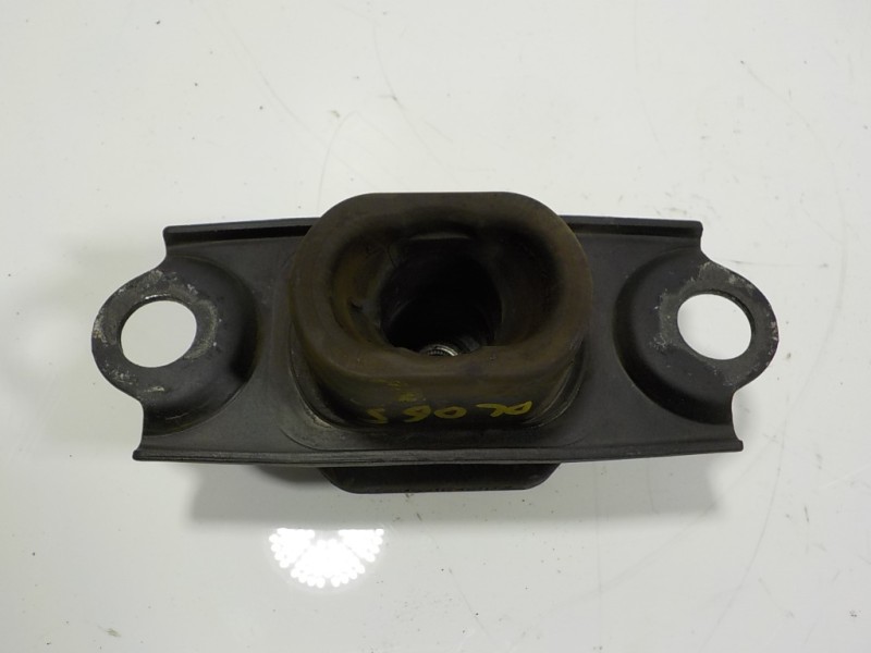 Recambio de soporte cambio para renault kadjar 1.2 tce energy referencia OEM IAM 112202558R  