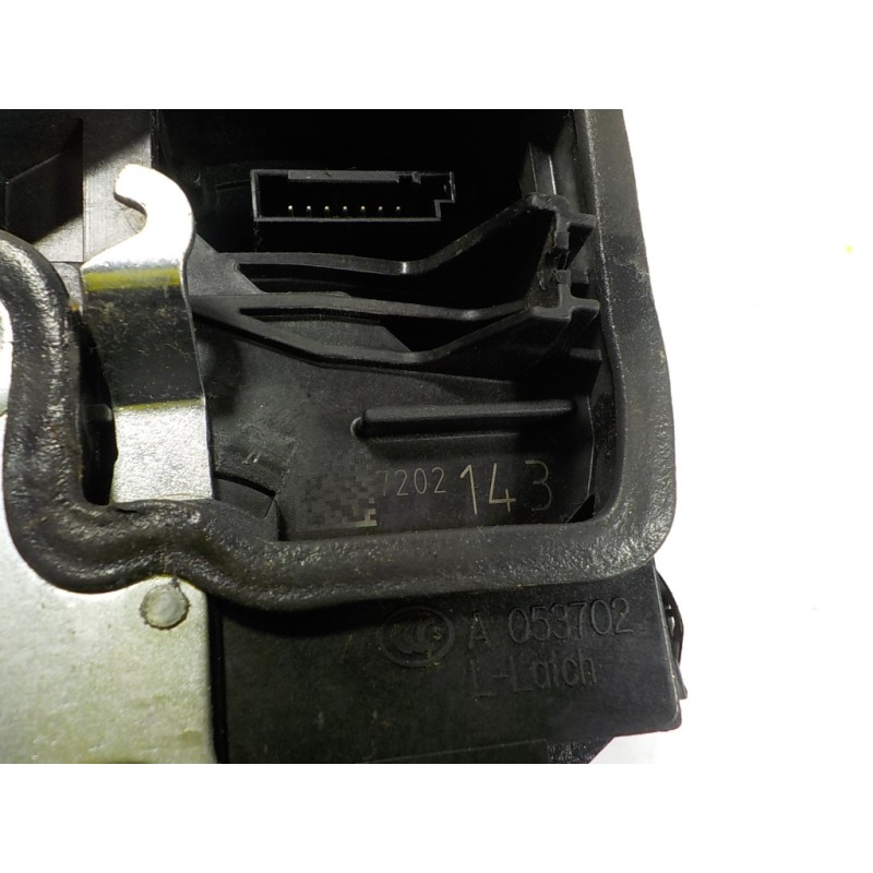 Recambio de cerradura puerta delantera izquierda para bmw serie 5 touring (f11) 520d xdrive referencia OEM IAM 51217202143 72021