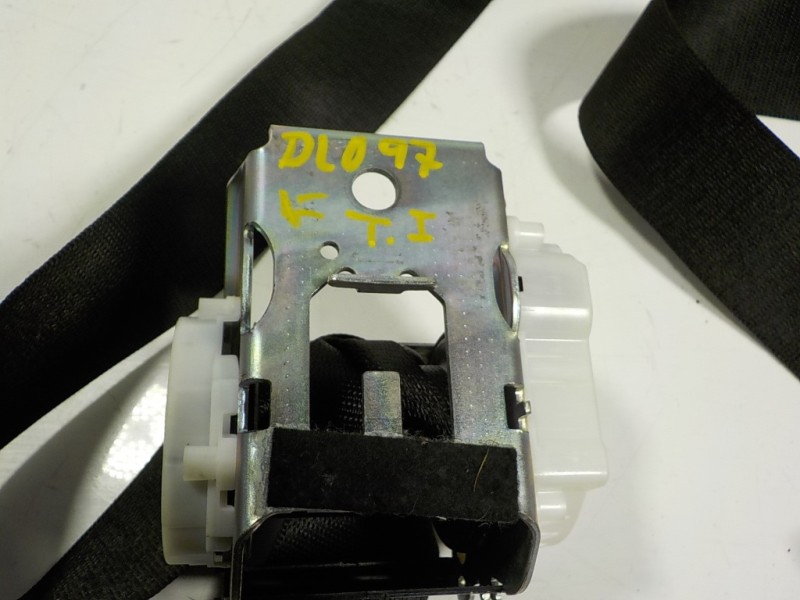 Recambio de cinturon seguridad trasero izquierdo para bmw serie 5 touring (f11) 520d xdrive referencia OEM IAM 72117285867 72858