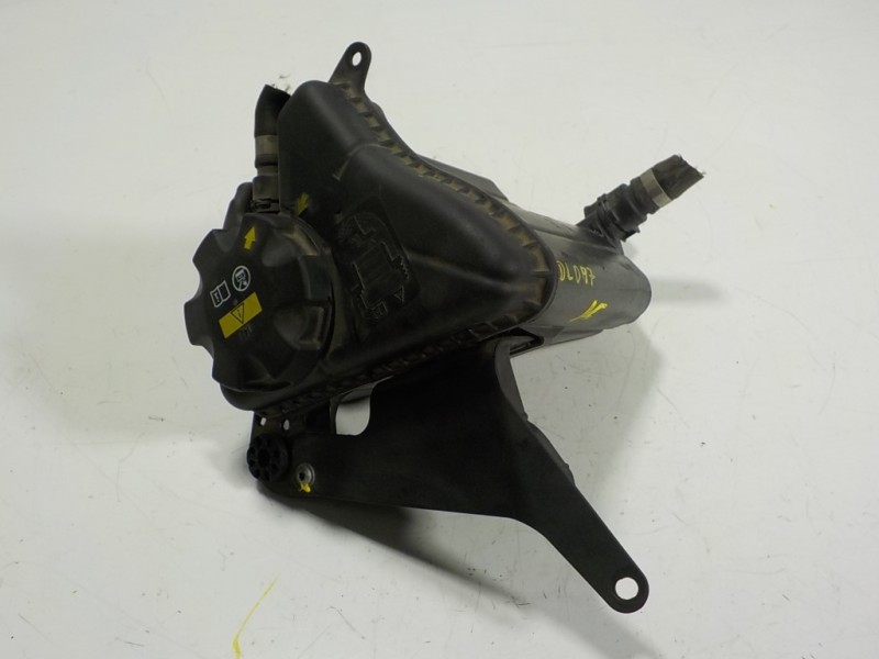 Recambio de deposito expansion para bmw serie 5 touring (f11) 520d xdrive referencia OEM IAM 17137647283 1713764728301 