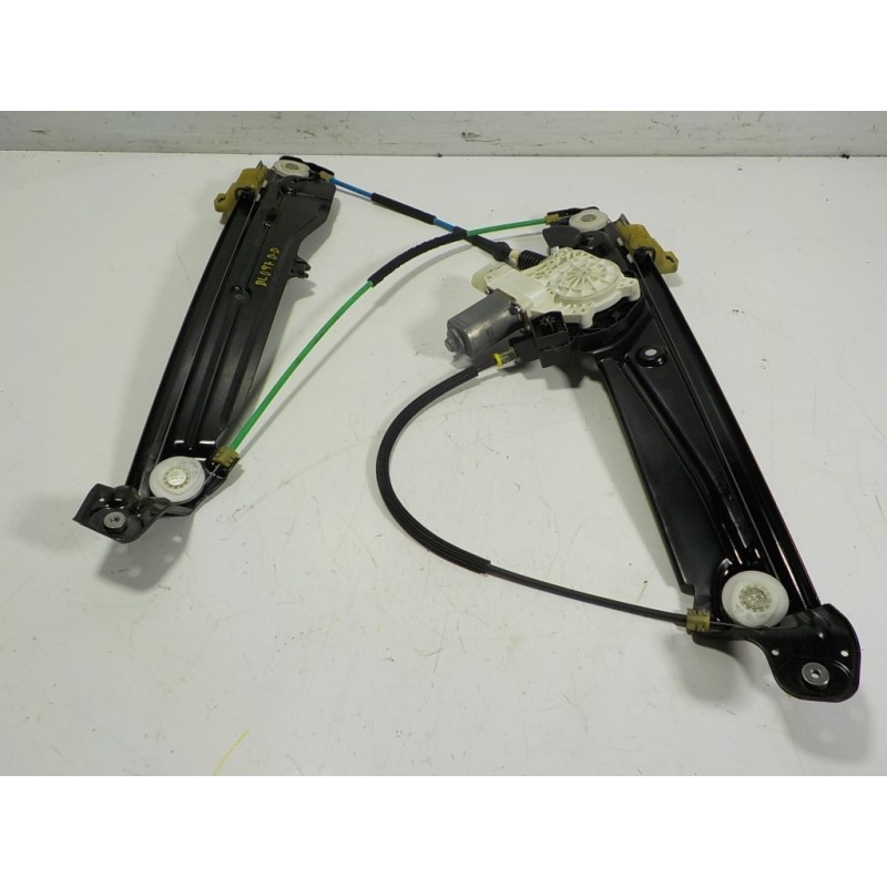 Recambio de elevalunas delantero derecho para bmw serie 5 touring (f11) 520d xdrive referencia OEM IAM 51337182132 72481720 