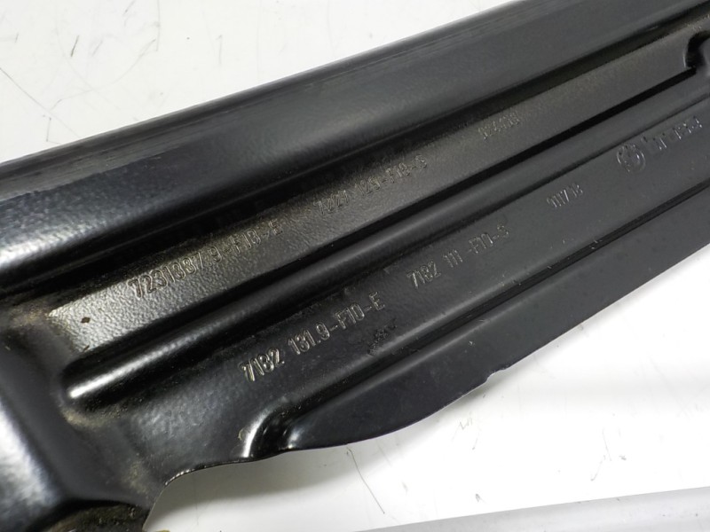 Recambio de elevalunas delantero izquierdo para bmw serie 5 touring (f11) 520d xdrive referencia OEM IAM 51337182131 72481710 51