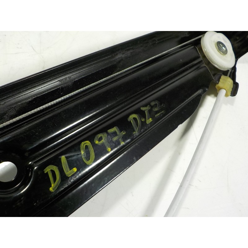 Recambio de elevalunas delantero izquierdo para bmw serie 5 touring (f11) 520d xdrive referencia OEM IAM 51337182131 72481710 51