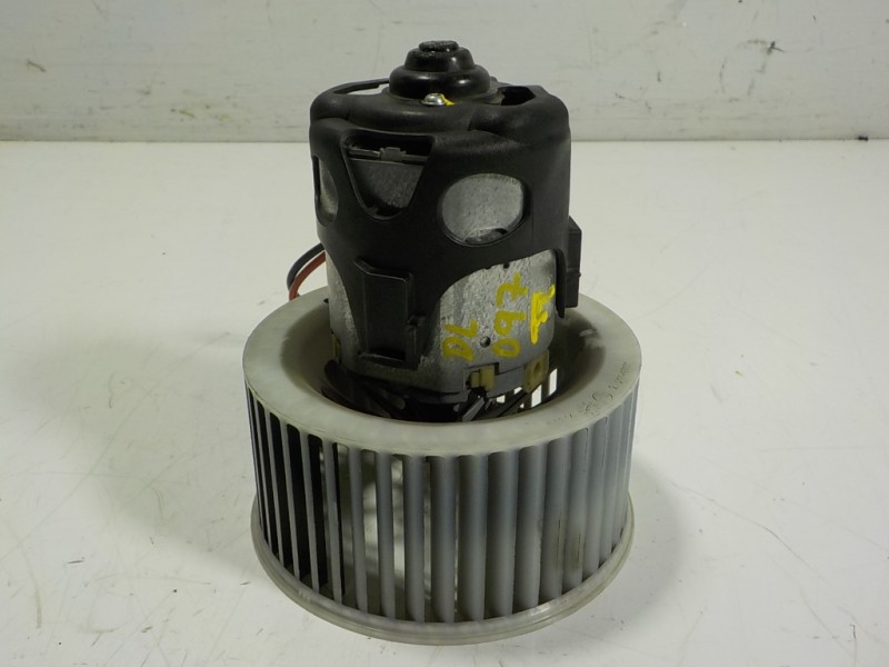 Recambio de motor calefaccion para bmw serie 5 touring (f11) 520d xdrive referencia OEM IAM 64119242607  