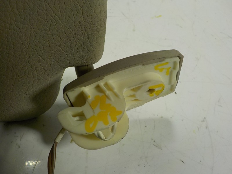 Recambio de parasol izquierdo para bmw serie 5 touring (f11) 520d xdrive referencia OEM IAM 51168038163  