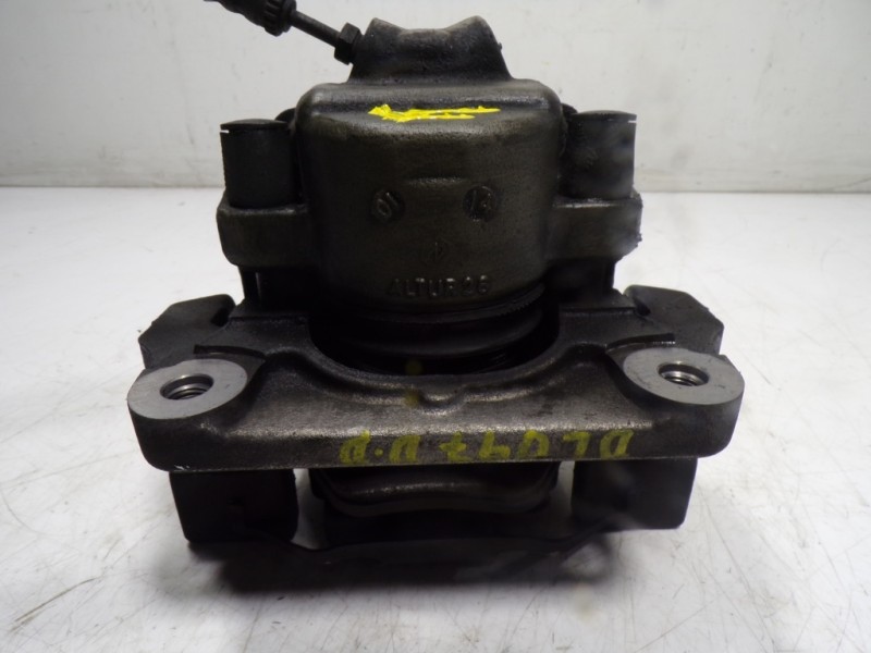 Recambio de pinza freno delantera derecha para bmw serie 5 touring (f11) 520d xdrive referencia OEM IAM 34116791920  