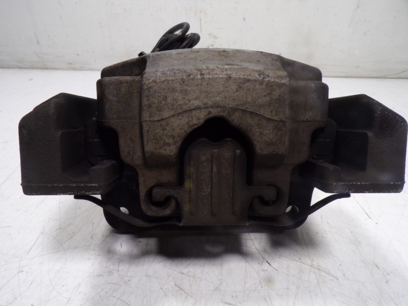 Recambio de pinza freno delantera izquierda para bmw serie 5 touring (f11) 520d xdrive referencia OEM IAM 34116791919  