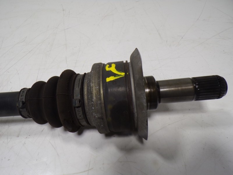 Recambio de transmision trasera izquierda para bmw serie 5 touring (f11) 520d xdrive referencia OEM IAM 33207581027 7581027AI 