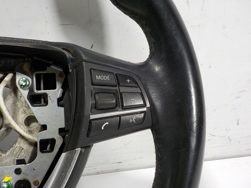 Recambio de volante para bmw serie 5 touring (f11) 520d xdrive referencia OEM IAM 32336867280 582921014 