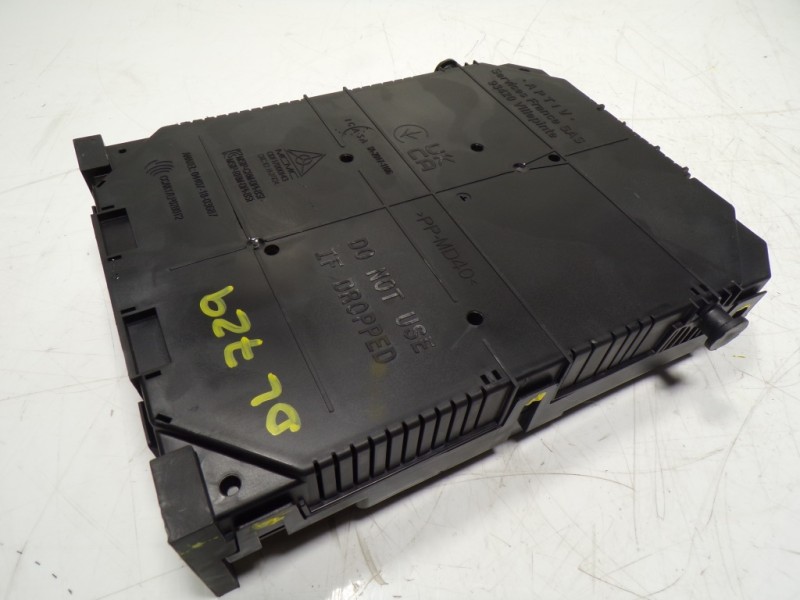 Recambio de caja reles / fusibles para opel corsa f electric referencia OEM IAM  983288038000 