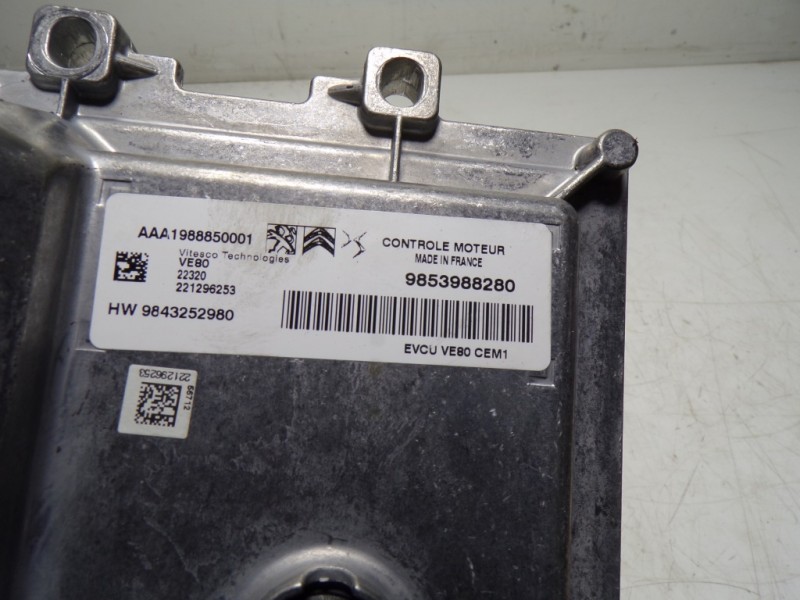 Recambio de centralita motor uce para opel corsa f electric referencia OEM IAM  9853988280 