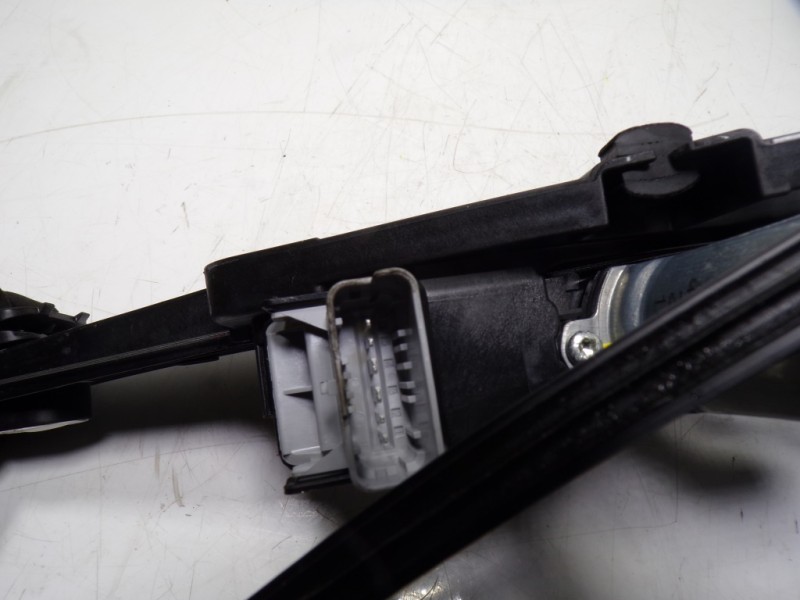 Recambio de elevalunas delantero izquierdo para opel corsa f electric referencia OEM IAM  982904368000 