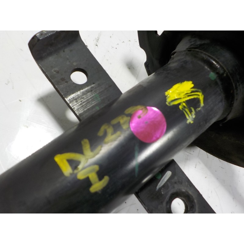 Recambio de amortiguador delantero izquierdo para renault clio iv 0.9 tce referencia OEM IAM 543022511R 543022511R 
