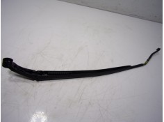Recambio de brazo limpia delantero derecho para toyota yaris 1.5 vvti hev referencia OEM IAM    2