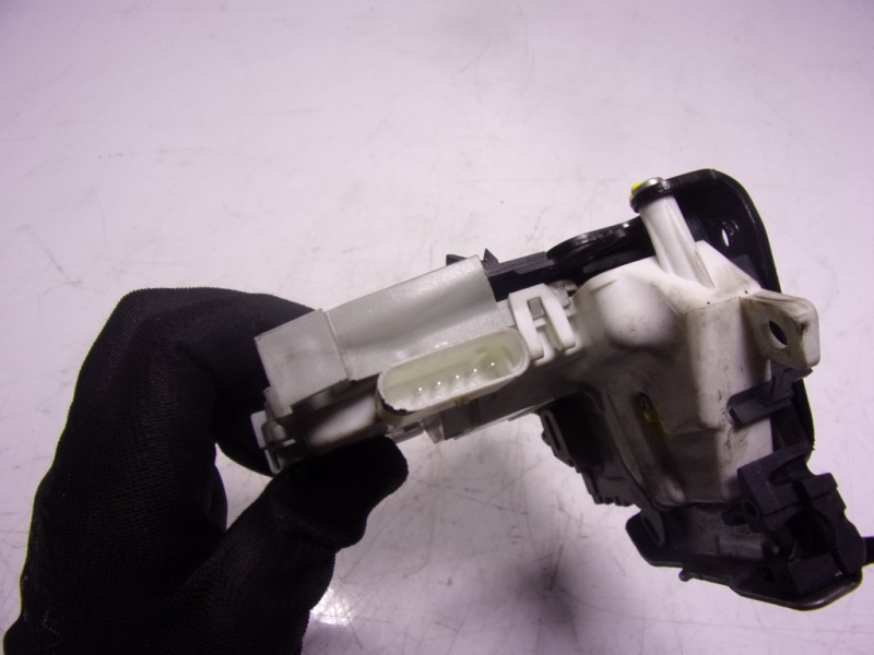 Recambio de cerradura puerta delantera derecha para audi q2 (gab) 1.6 tdi referencia OEM IAM 8X1837016C 8X1837016C 