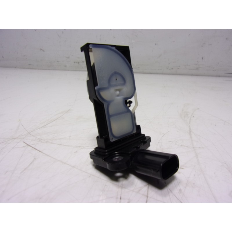 Recambio de caudalimetro para toyota yaris 1.5 vvti hev referencia OEM IAM  22204F2010 