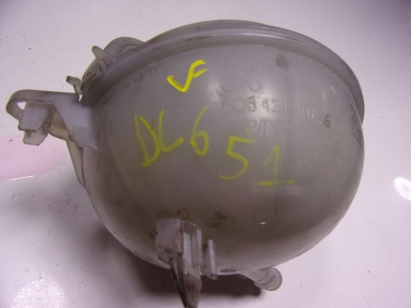 Recambio de deposito expansion para audi q2 (gab) 1.6 tdi referencia OEM IAM 5Q0121407G  