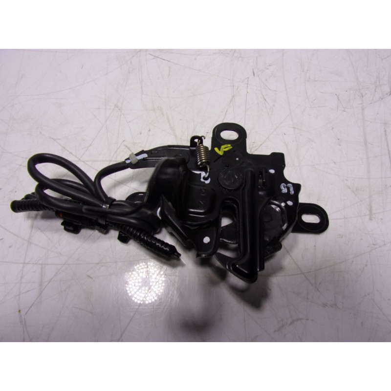 Recambio de cerradura capot para toyota yaris 1.5 vvti hev referencia OEM IAM   