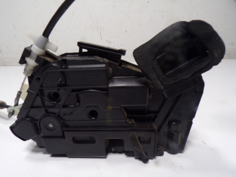 Recambio de cerradura puerta delantera derecha para volkswagen polo (6c1) 1.2 tsi referencia OEM IAM 5K1837016J 5K1837016E 