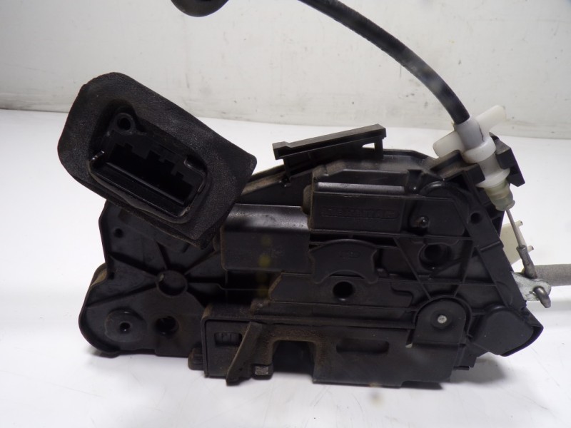 Recambio de cerradura puerta delantera izquierda para volkswagen polo (6c1) 1.2 tsi referencia OEM IAM 5K1837015J 5K1837015E 