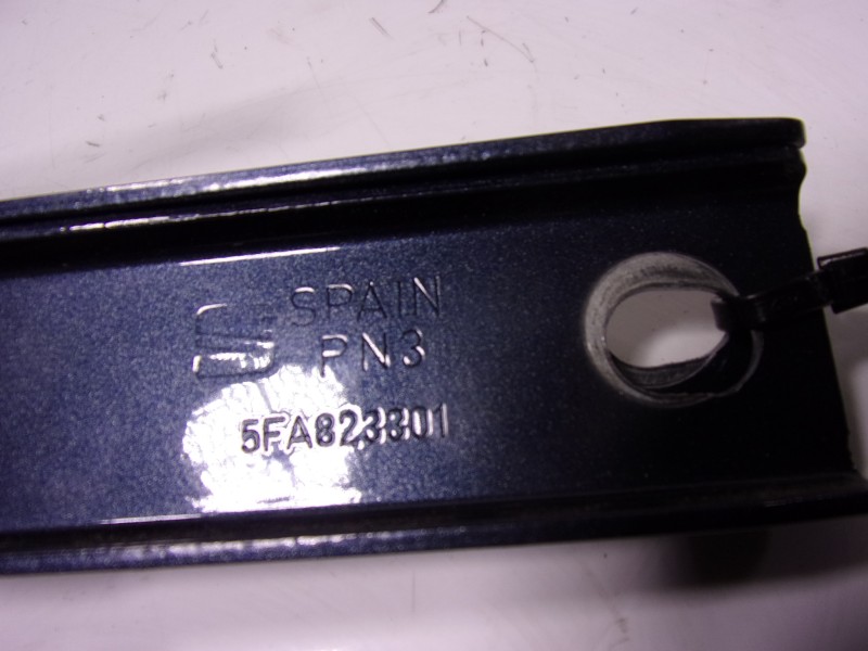 Recambio de moldura para cupra leon sportstourer (kl8) 1.4 tsi phev referencia OEM IAM 5FA823301  5FA823302