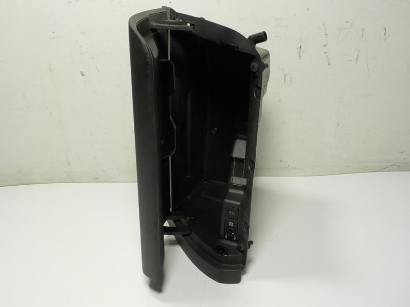 Recambio de guantera para volkswagen polo (6c1) 1.2 tsi referencia OEM IAM 6R1857121J82V  6R1857101M82V