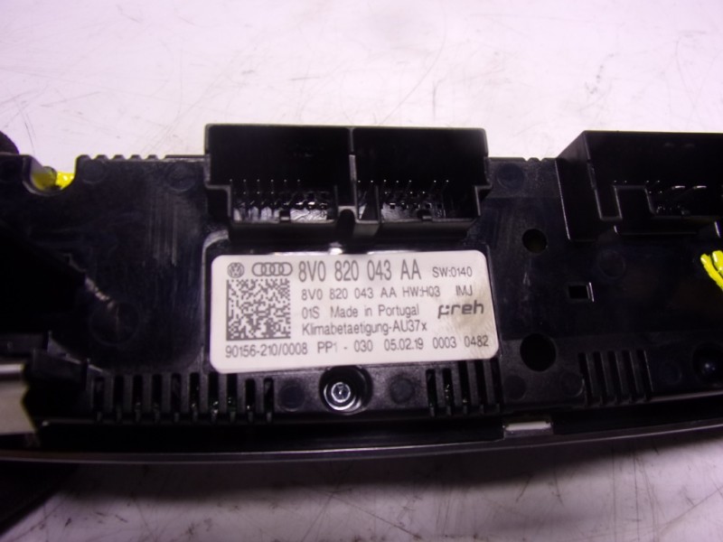 Recambio de mando climatizador para audi q2 (gab) 1.6 tdi referencia OEM IAM 8V0820043AAIMJ 8V0820043AA 