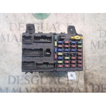 CAJA RELES / FUSIBLES 911981C010 911981C010 