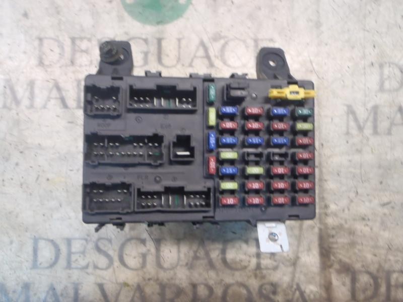 Recambio de caja reles / fusibles para hyundai getz (tb) 1.1 básico referencia OEM IAM 911981C010 911981C010 