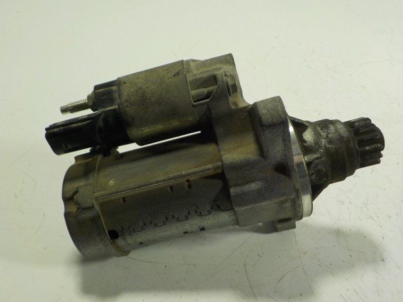 Recambio de motor arranque para volkswagen polo (6c1) 1.2 tsi referencia OEM IAM 02M911024J 02M911024J 