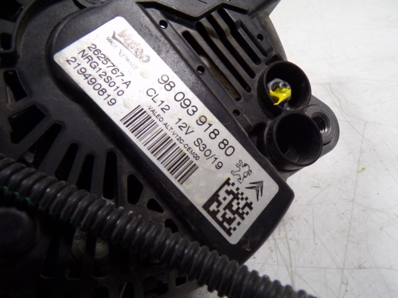 Recambio de alternador para peugeot 208 1.2 12v vti referencia OEM IAM 9809391880 9809391880 
