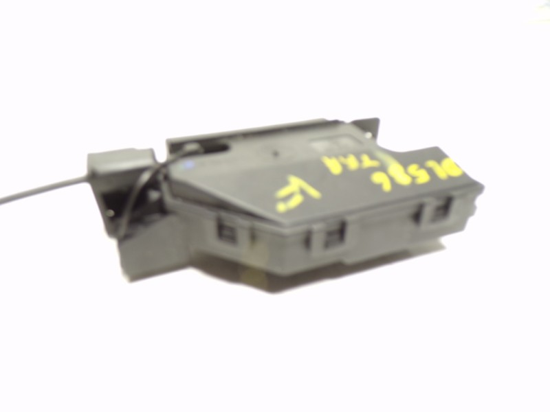 Recambio de cerradura maletero / porton para bmw serie m6 coupe (e63) basis referencia OEM IAM 51247840617 7840617 