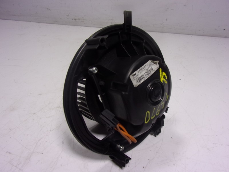 Recambio de motor calefaccion para audi q2 (gab) 1.6 tdi referencia OEM IAM 5Q1819021H 5Q1819021H 