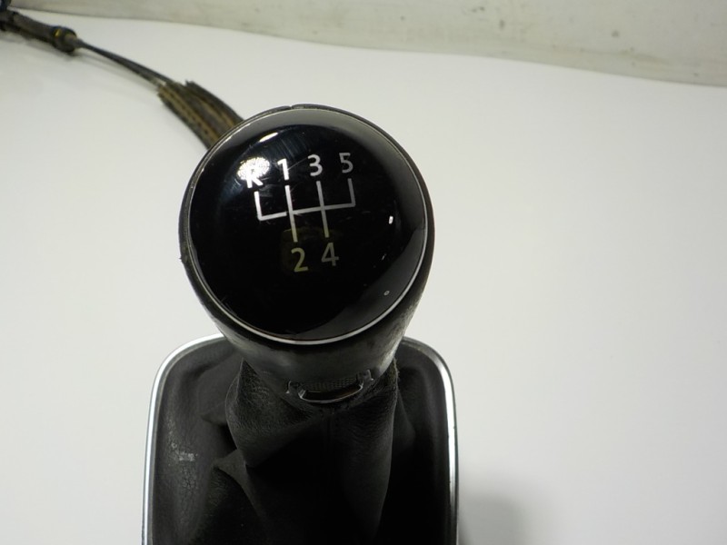 Recambio de palanca cambio para volkswagen polo (6c1) 1.2 tsi referencia OEM IAM 6Q0711050B 6Q0711061E 