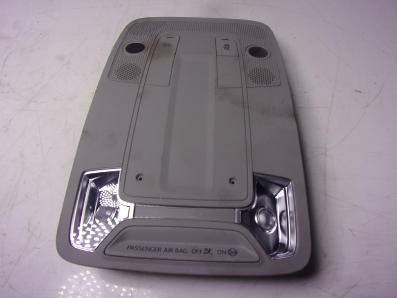 Recambio de piloto interior para audi q2 (gab) 1.6 tdi referencia OEM IAM 81A947135FBC5 81A947135F 