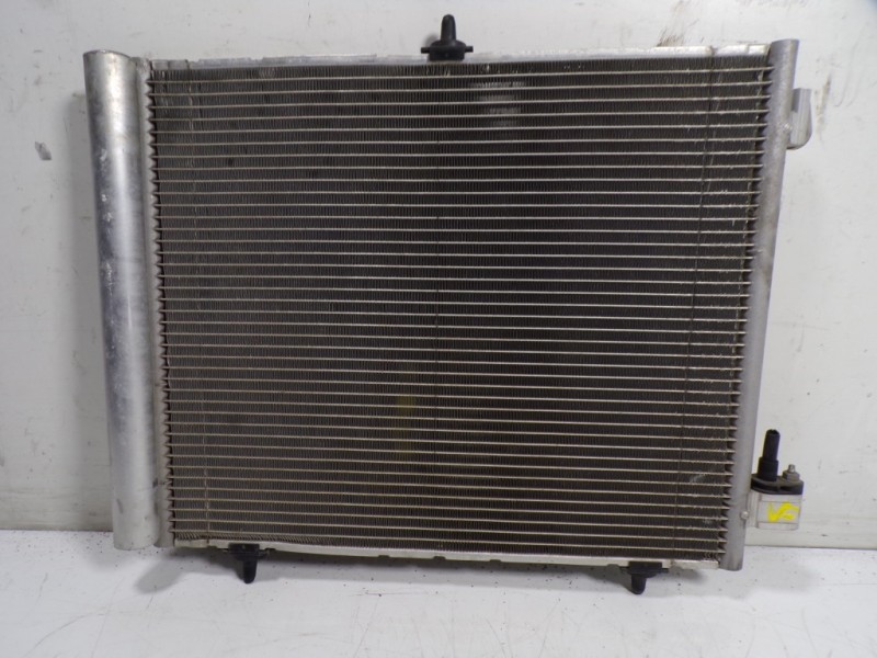 Recambio de condensador aire acondicionado para peugeot 208 1.2 12v vti referencia OEM IAM 6455JF 9674813580 