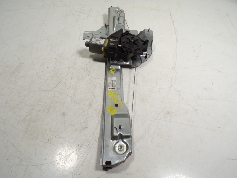 Recambio de elevalunas delantero derecho para peugeot 208 1.2 12v vti referencia OEM IAM 9673154380 9673154380 