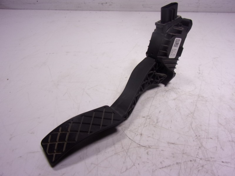Recambio de potenciometro pedal para audi q2 (gab) 1.6 tdi referencia OEM IAM  5Q1723503J 