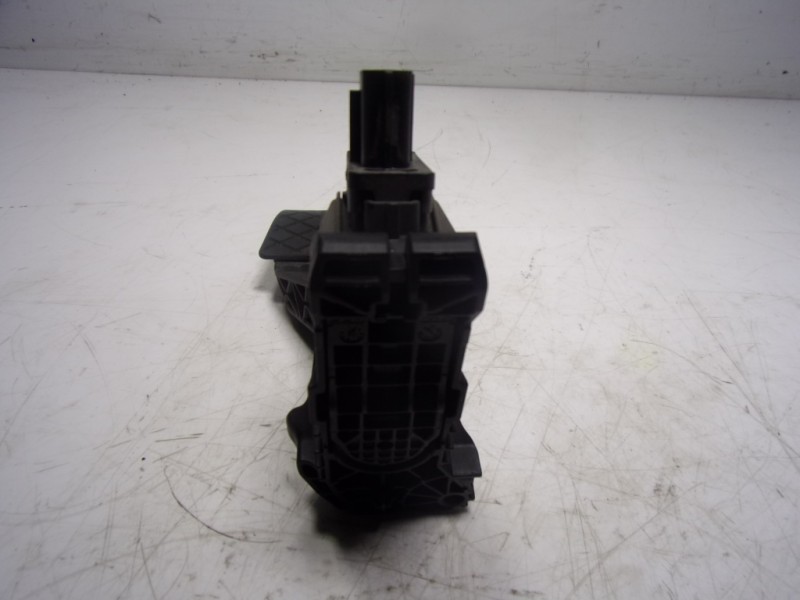 Recambio de potenciometro pedal para audi q2 (gab) 1.6 tdi referencia OEM IAM  5Q1723503J 