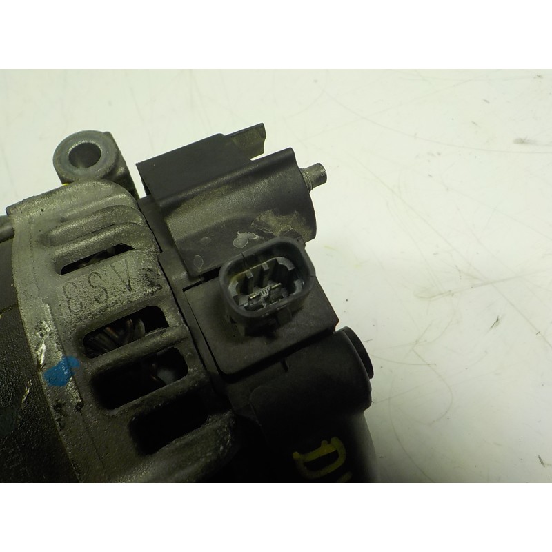Recambio de alternador para opel corsa e 1.3 16v cdti referencia OEM IAM  39047359 