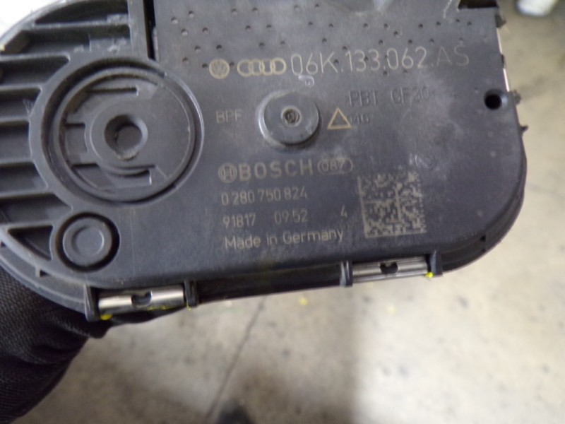 Recambio de caja mariposa para porsche macan (typ ) base referencia OEM IAM PAC133062 06K133062AS 