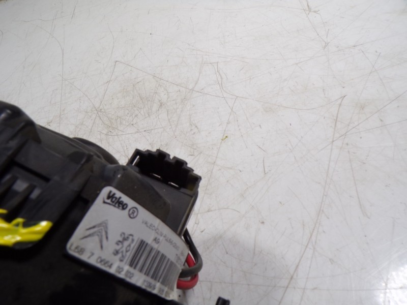 Recambio de motor calefaccion para peugeot 208 1.2 12v vti referencia OEM IAM 1608182080 T1013140A 