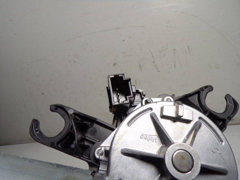 Recambio de motor limpia trasero para peugeot 208 1.2 12v vti referencia OEM IAM 9673251380 9673251380A 