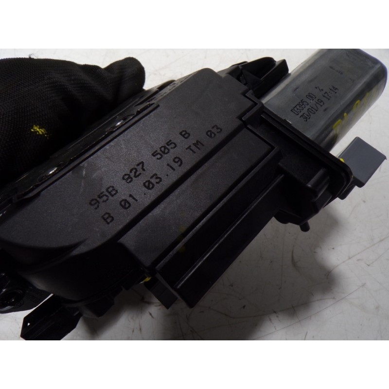 Recambio de cerradura maletero / porton para porsche macan (typ ) base referencia OEM IAM 95B827505B 95B827505B 