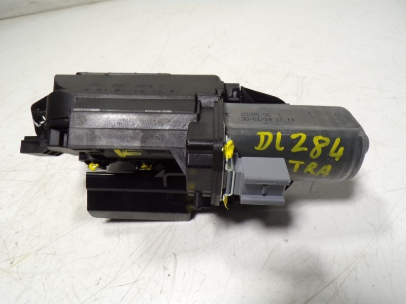 Recambio de cerradura maletero / porton para porsche macan (typ ) base referencia OEM IAM 95B827505B 95B827505B 