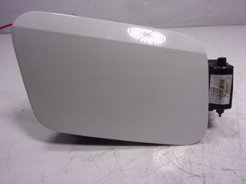 Recambio de tapa combustible para audi q2 (gab) 1.6 tdi referencia OEM IAM 81A809907GRU 81A809906A 