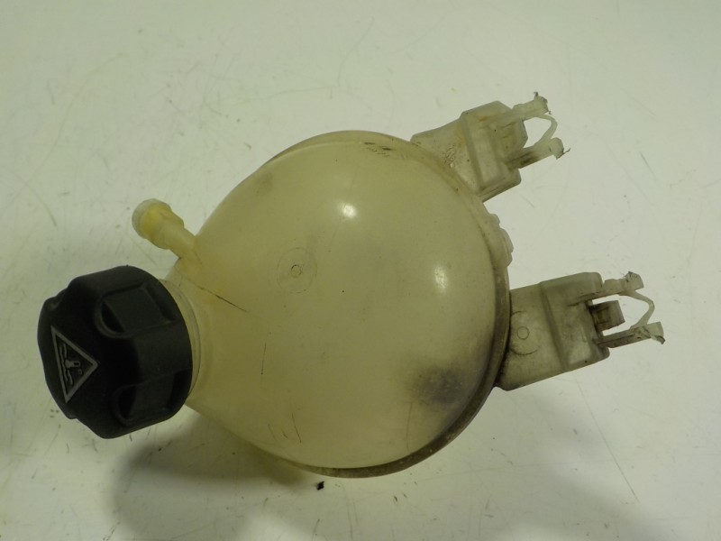 Recambio de deposito expansion para citroën c4 cactus 1.6 blue-hdi fap referencia OEM IAM 9800777280  