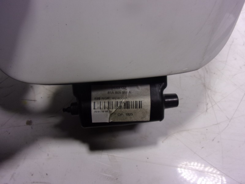 Recambio de tapa combustible para audi q2 (gab) 1.6 tdi referencia OEM IAM 81A809907GRU 81A809906A 