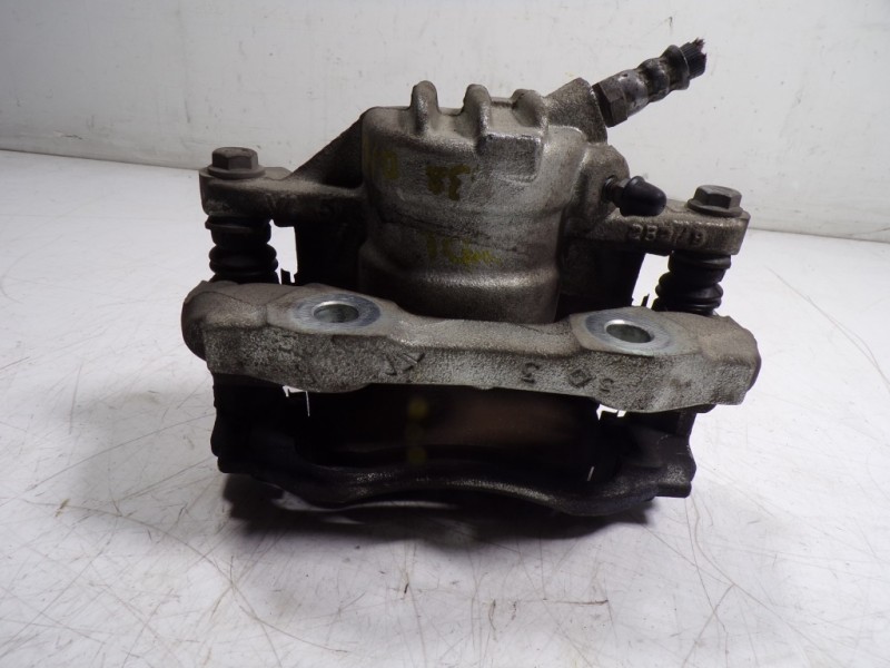 Recambio de pinza freno delantera derecha para peugeot 208 1.2 12v vti referencia OEM IAM 4400R7  