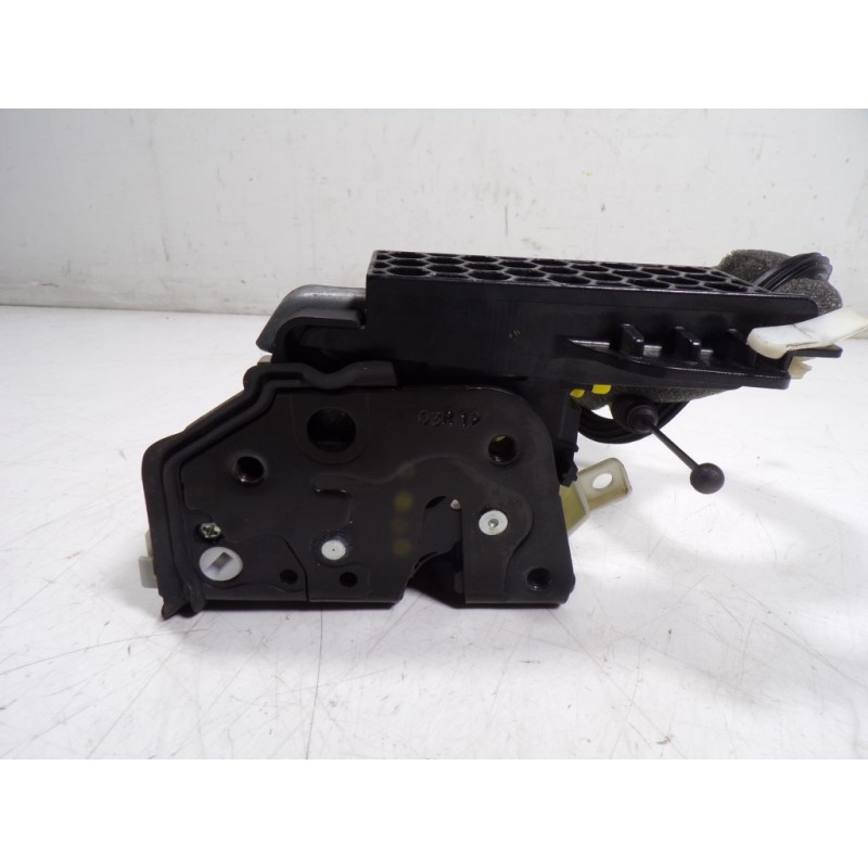 Recambio de cerradura puerta delantera derecha para porsche macan (typ ) base referencia OEM IAM 9A783721605 8J4837016E 